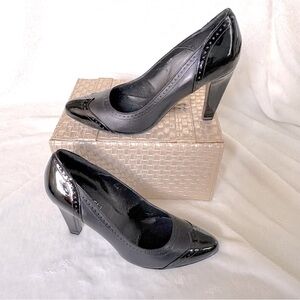 Vaneli Pump Heels Patent Leather Tuxedo Design Black
